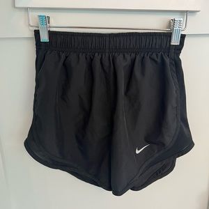 Black Nike shorts
